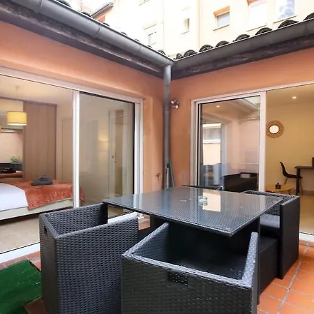 New - Rare - Le Patio - 300 M Capitole